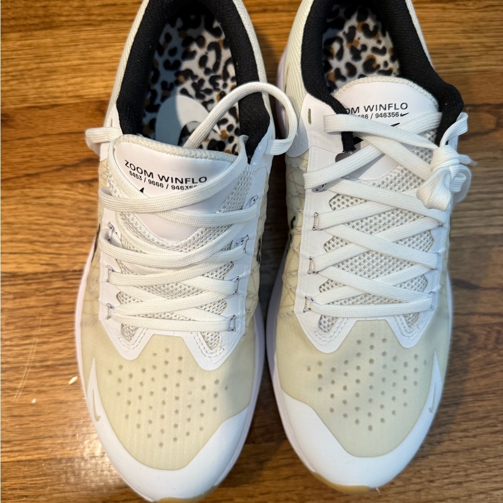 Nike Women's Cream and Leopard Print Athletic Shoes - Picture 4 of 5